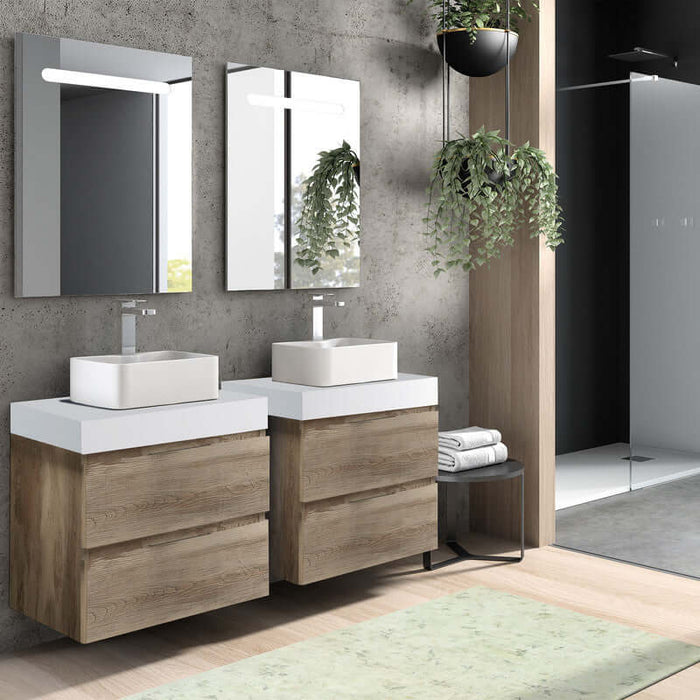 Doble lavabo moderno con muebles de madera y espejos, ideal para baño funcional y estilizado.